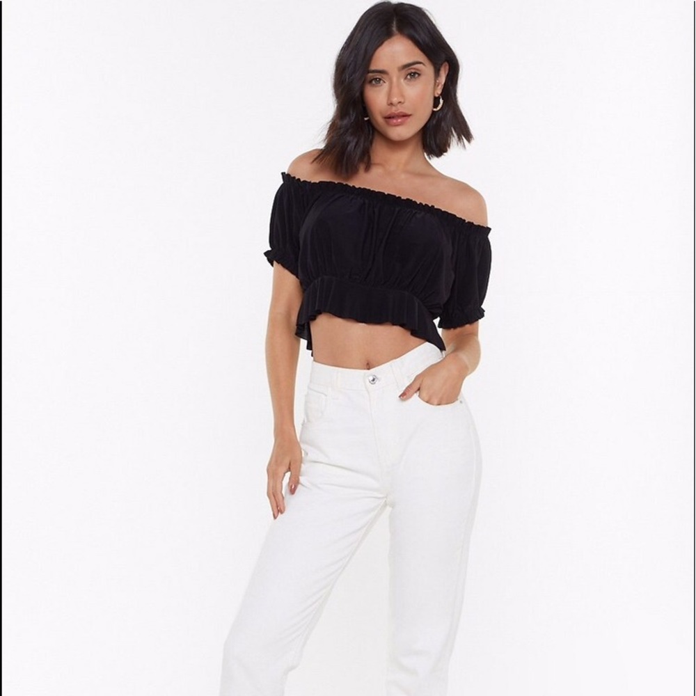 NWT Nasty Gal Ruffle Peasant Crop Top